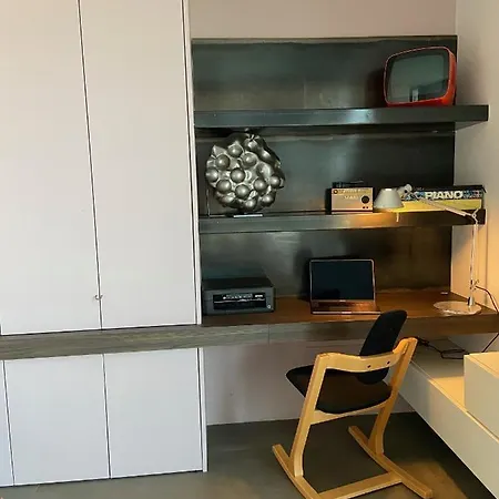 וילה Belvedere_modern With View ארונה